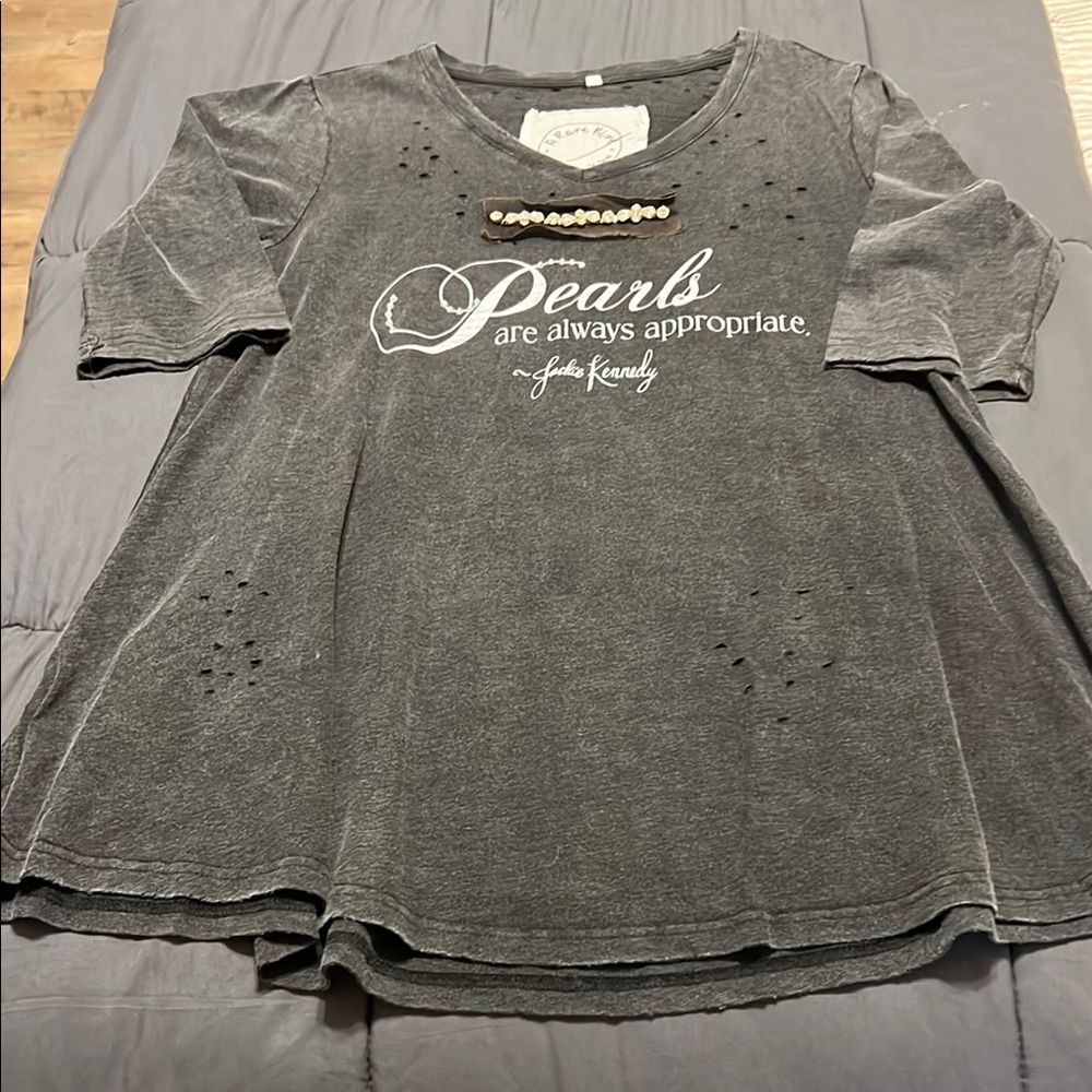 Gray Graphic Tee with Pearl Detail